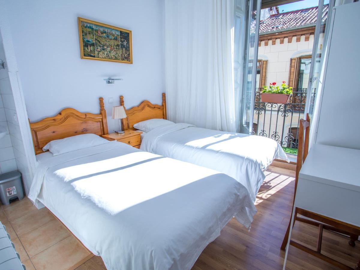 Das Leon Madrid Ngoại thất bức ảnh