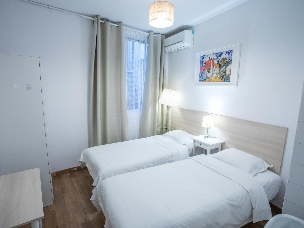 Das Leon Madrid Ngoại thất bức ảnh